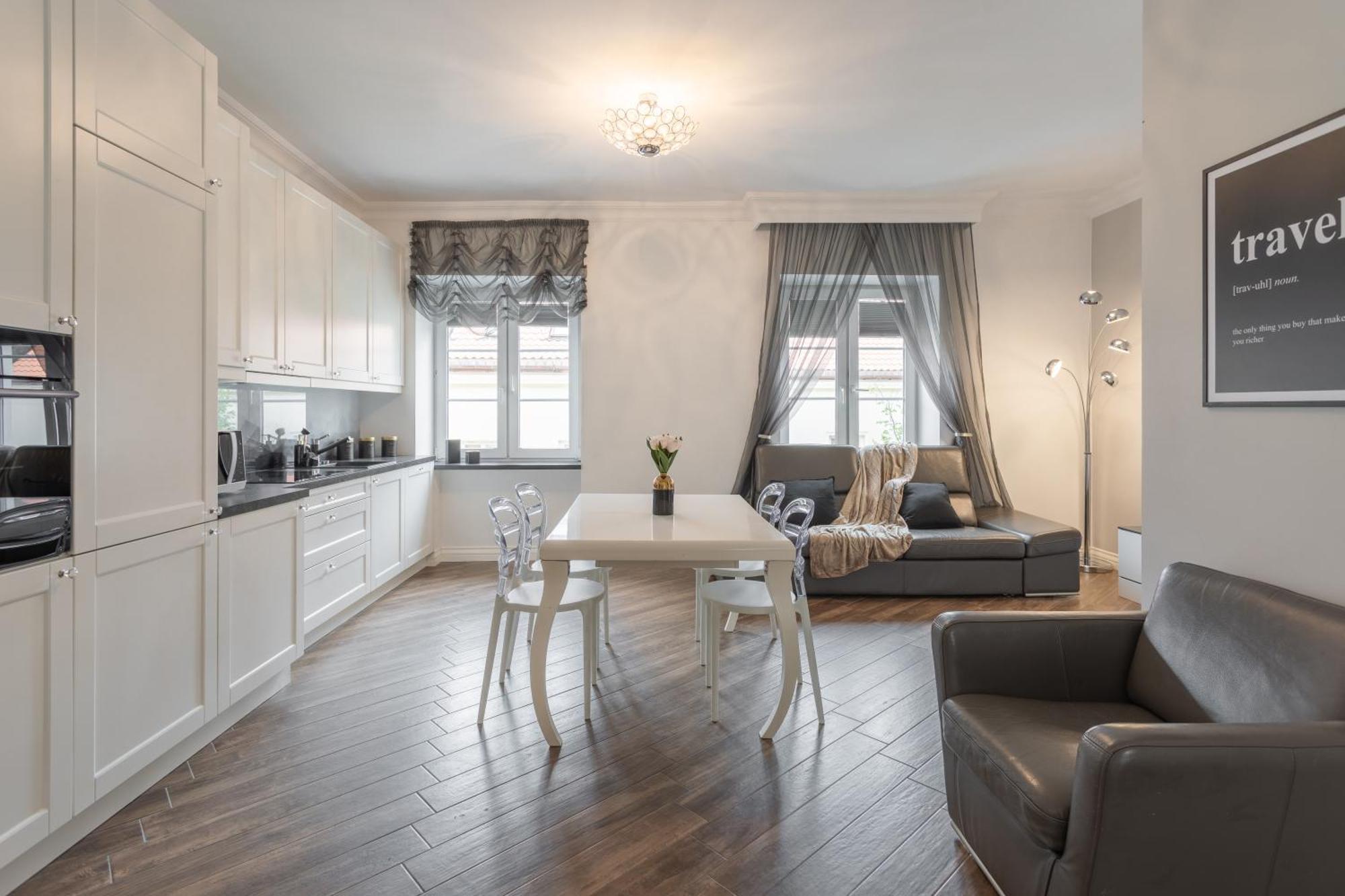Central Warsaw Apartment - Great Location-Old Town - Podwale Extérieur photo